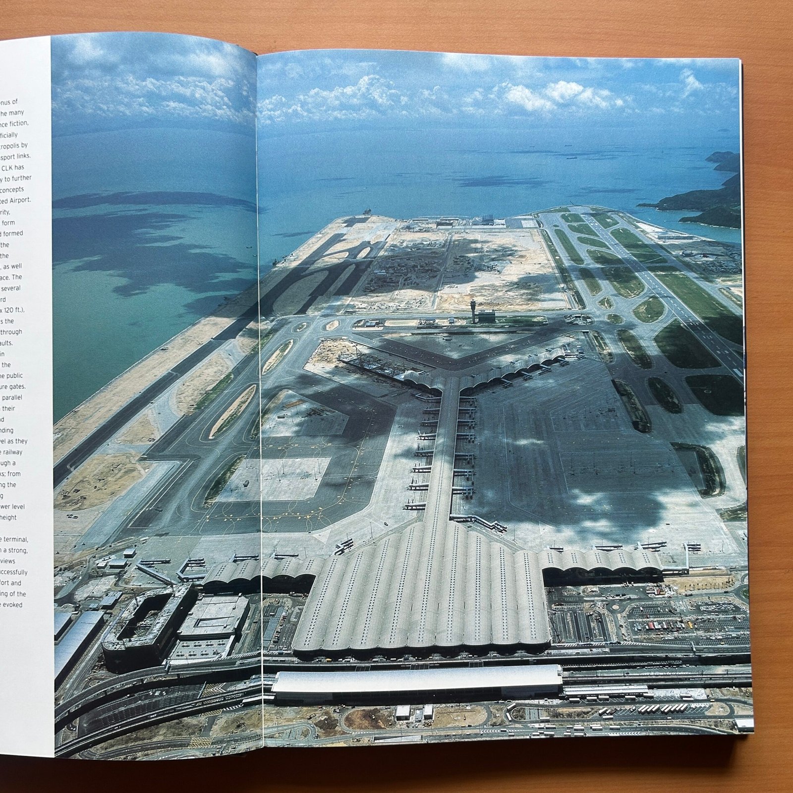 Super Structures: The World’s Greatest Modern Structures - Neil Parkyn - Image 10