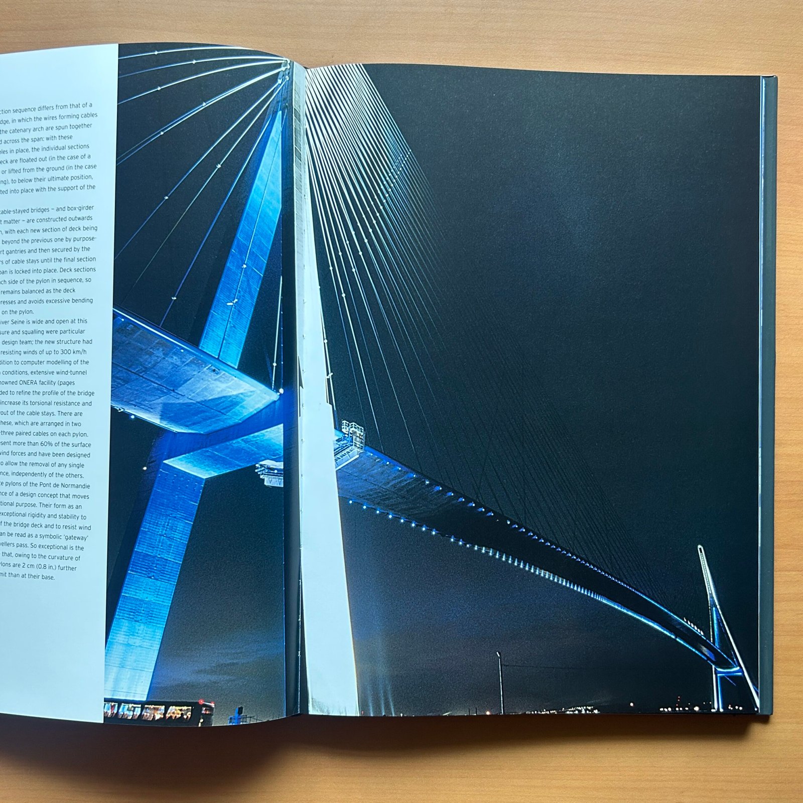 Super Structures: The World’s Greatest Modern Structures - Neil Parkyn - Image 16